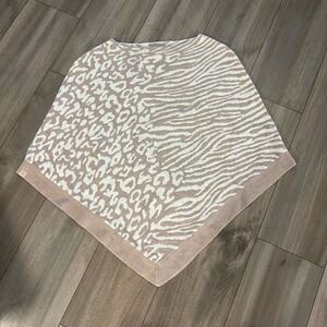 Barefoot Dreams Light Pink Pattern Poncho Women  OS